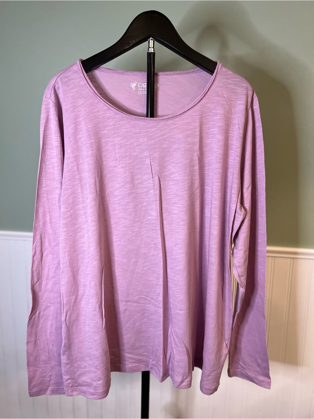 EUC- Cato Lavender Long Sleeve Scoop Neck Tee. Size 18/20.